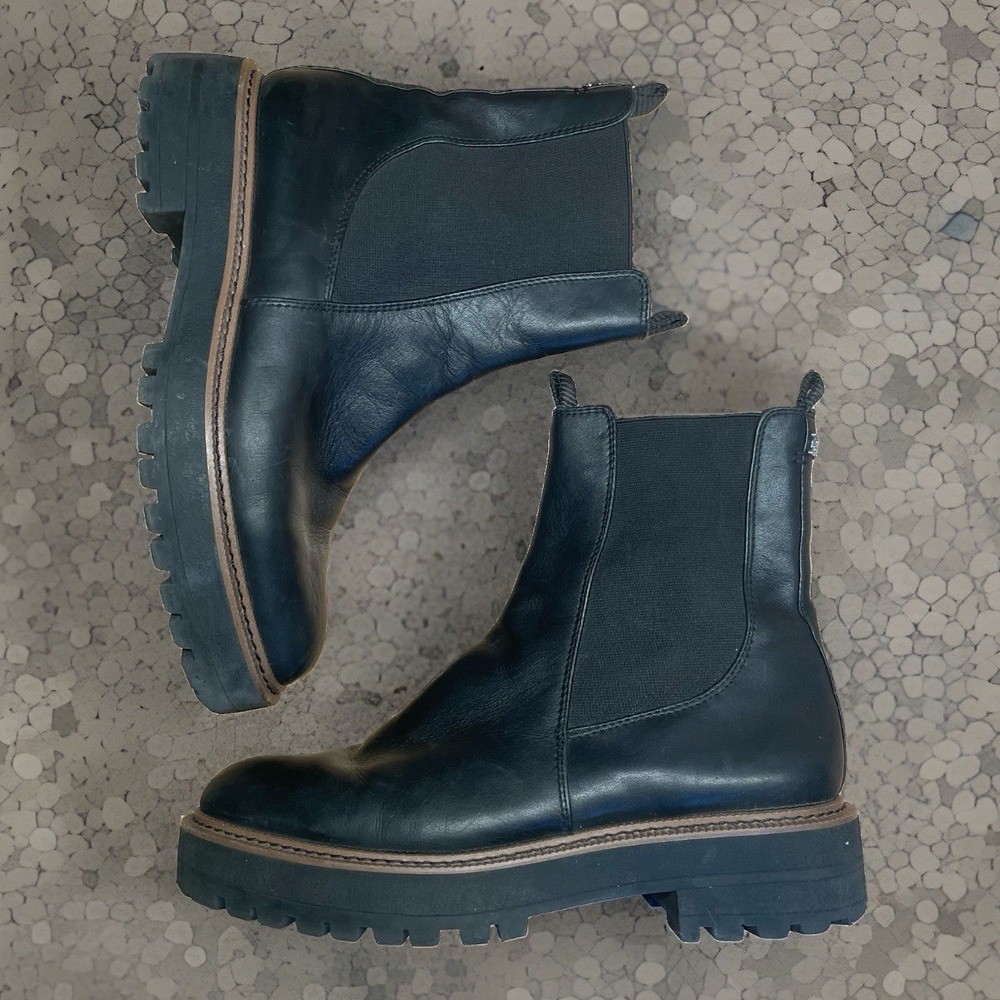 Sam Edelman Women size 9 Laguna Black Weatherproof Chelsea Leather Lug Boots